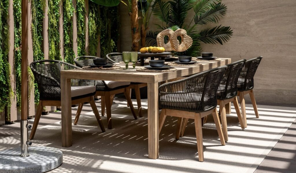 Backyard terrace(8)