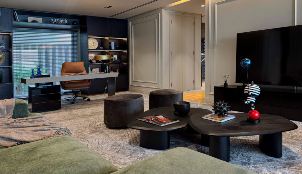 Living room on second floor(1)