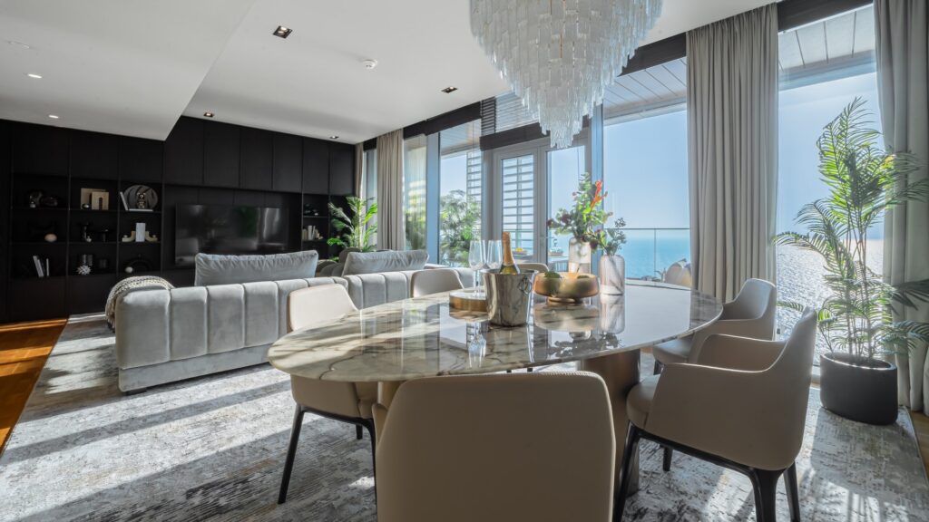 Living room(1)