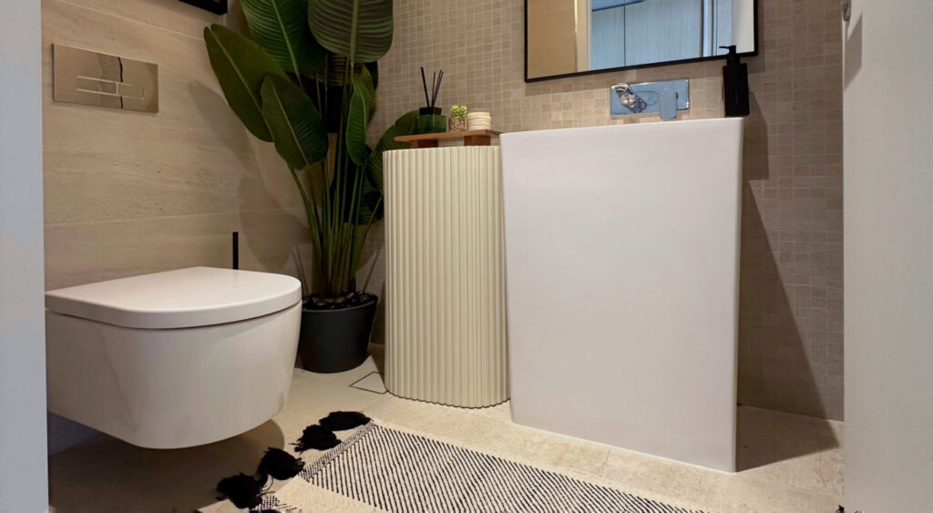 Powder room